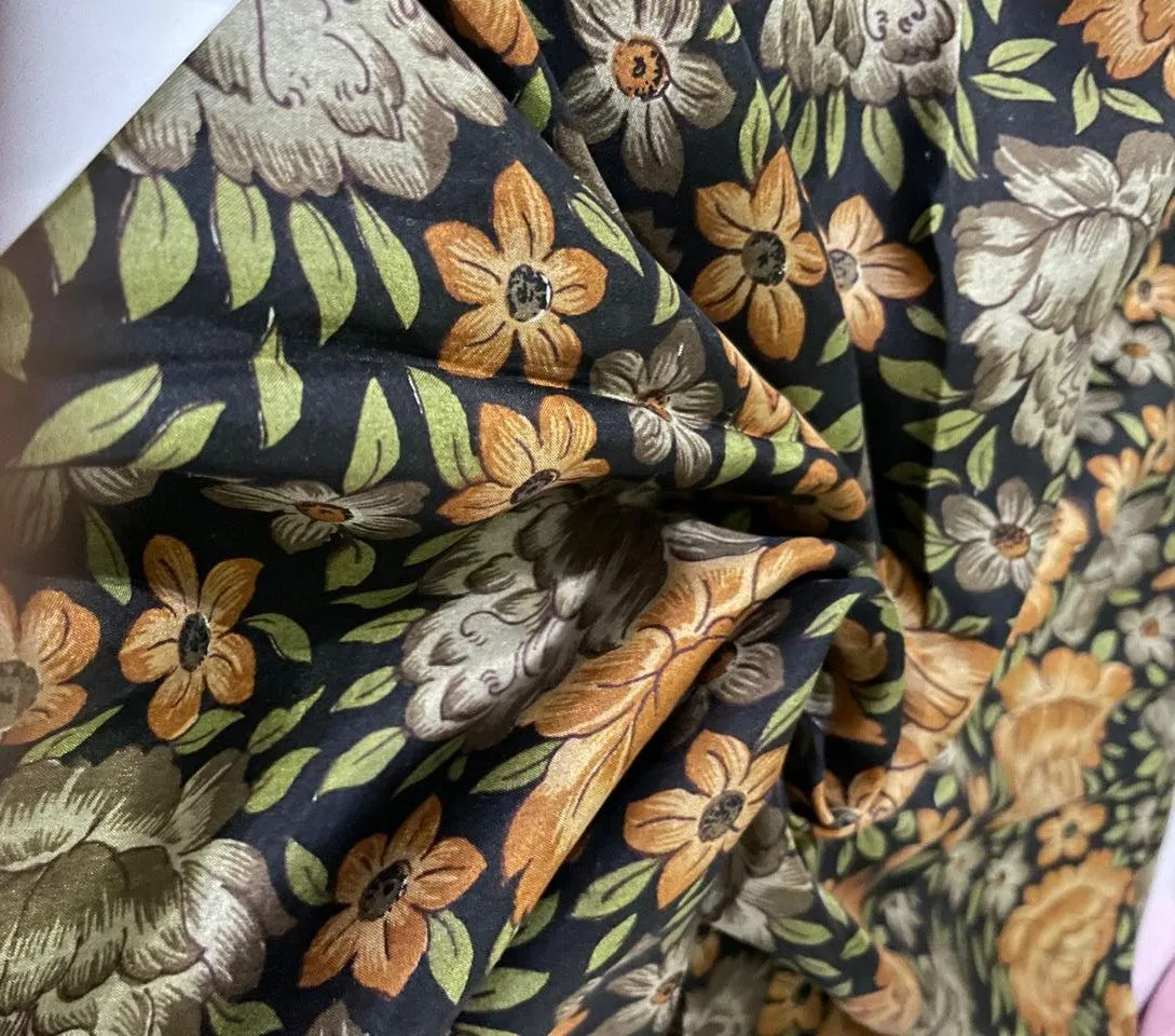 Pure silk HABOTAI FLORAL BLACK AND BROWN FLORAL COLOR 80 gms [15537]