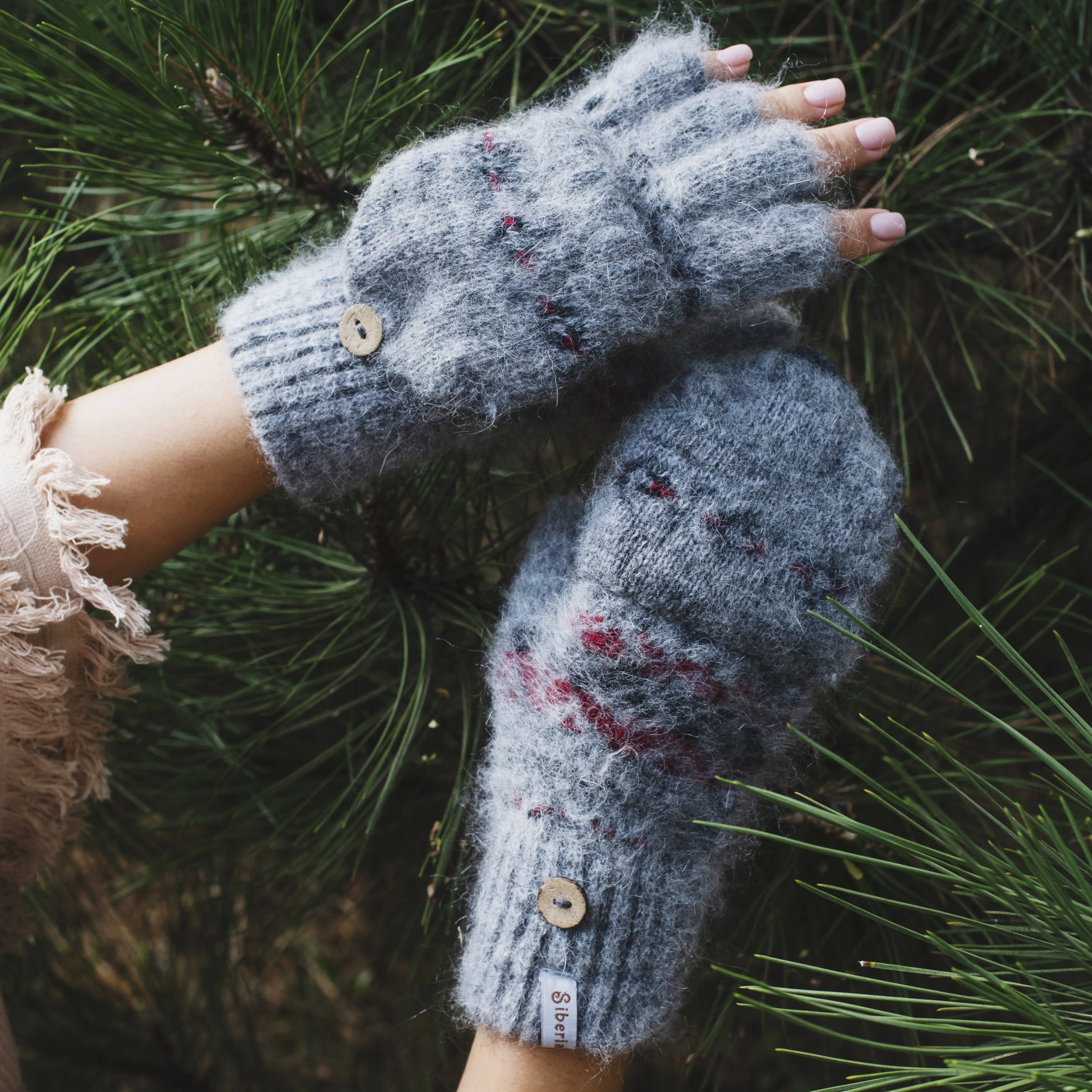 Women's Geometric Charm Goat Wool Mitten Gloves