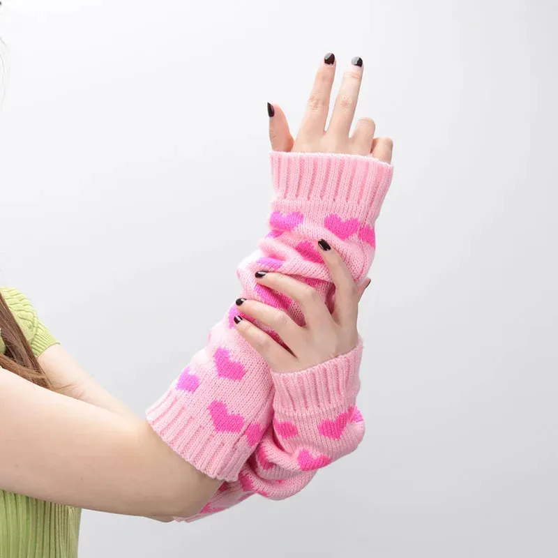 Women's Kawaii Heart Pattern Arm Warmers – Cute and Cozy