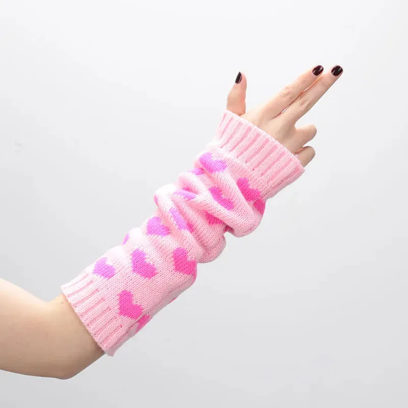 Women's Kawaii Heart Pattern Arm Warmers – Cute and Cozy